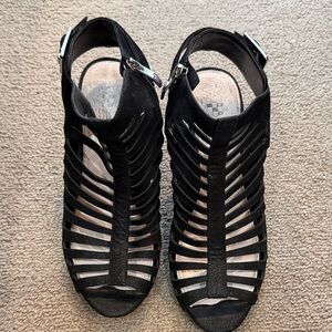 Elegant Black Strappy Women's Sandals